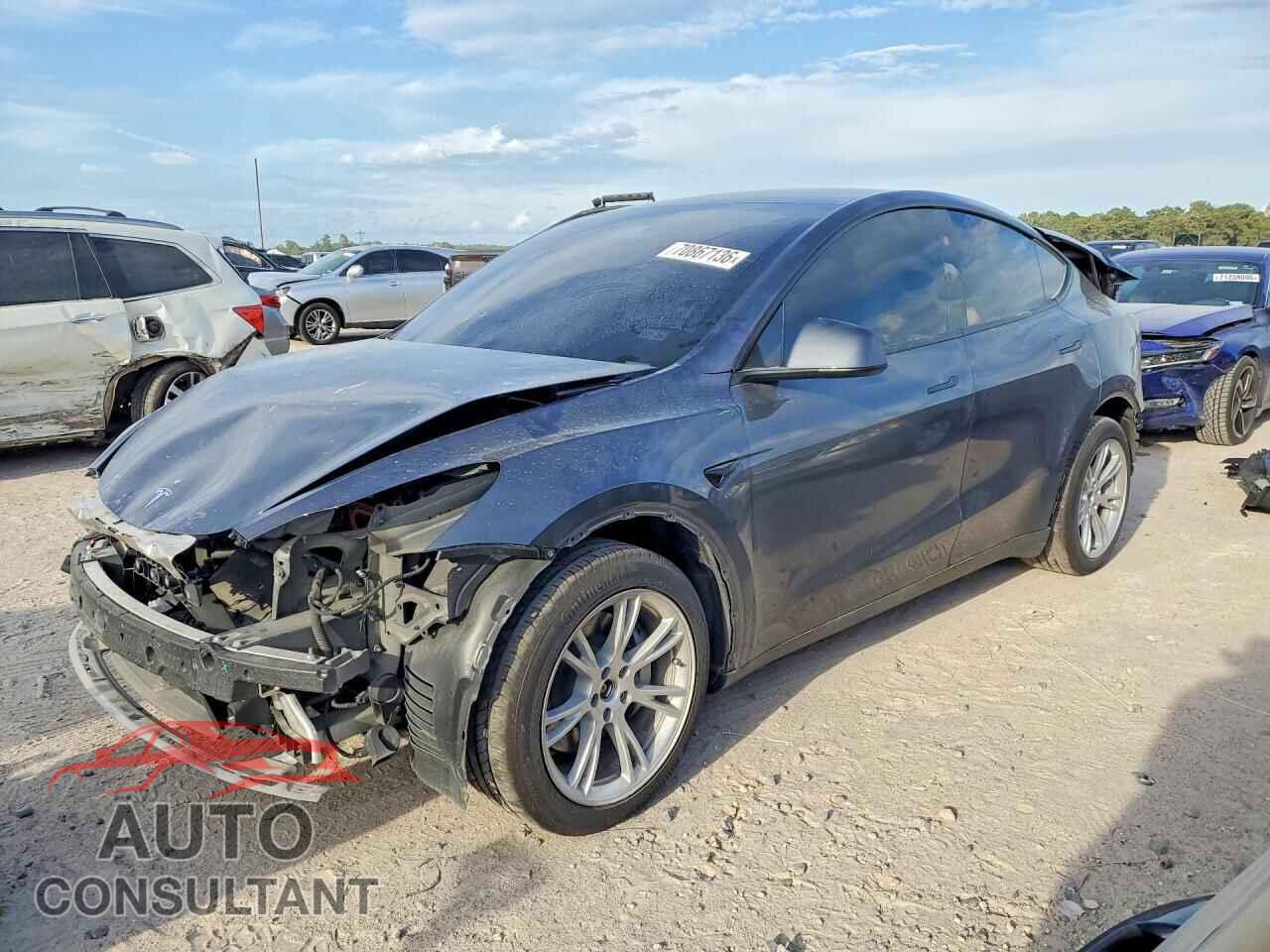 TESLA MODEL Y 2023 - 7SAYGDEEXPA193263