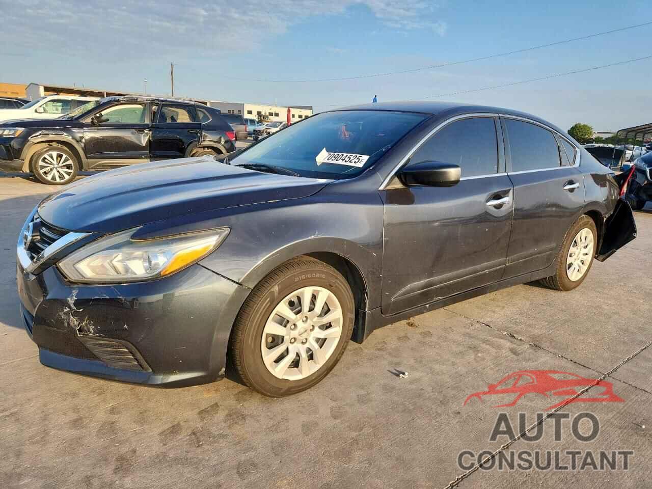 NISSAN ALTIMA 2017 - 1N4AL3AP9HC140427