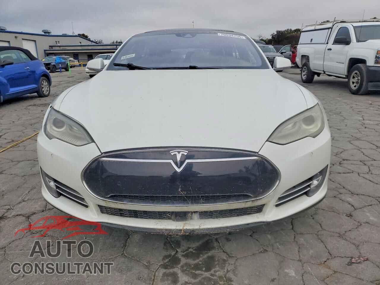 TESLA MODEL S 2016 - 5YJSA1E2XGF128909