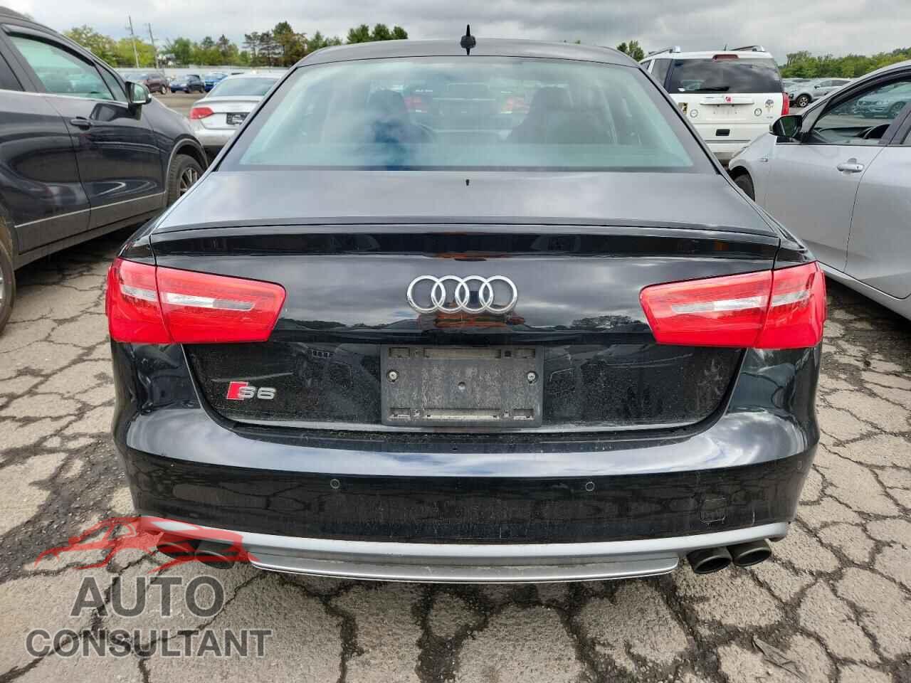 AUDI S6/RS6 2013 - WAUF2AFC0DN124139