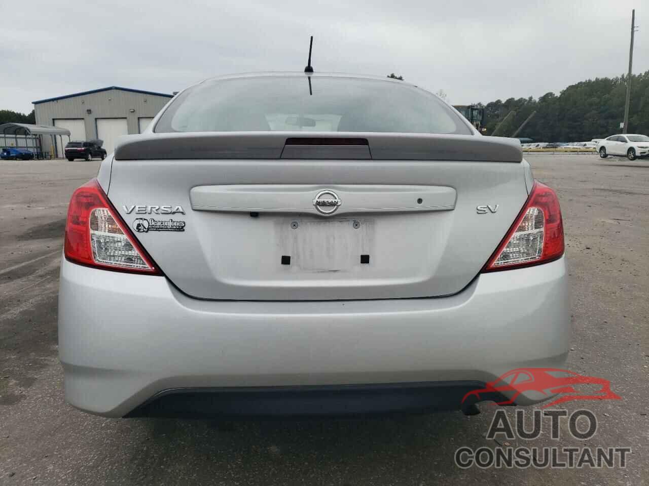 NISSAN VERSA 2019 - 3N1CN7AP1KL838095