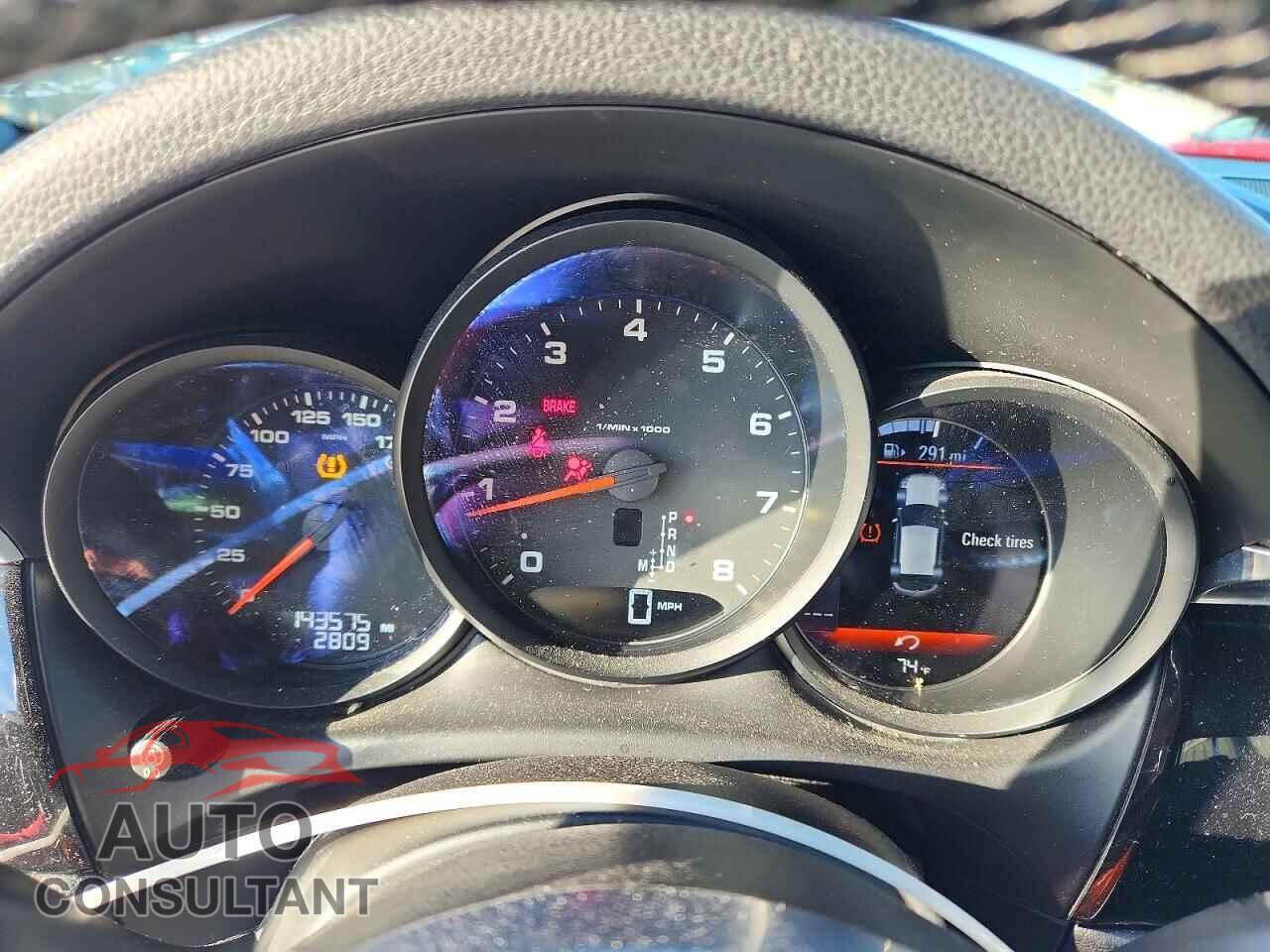 PORSCHE MACAN 2018 - WP1AA2A56JLB13263
