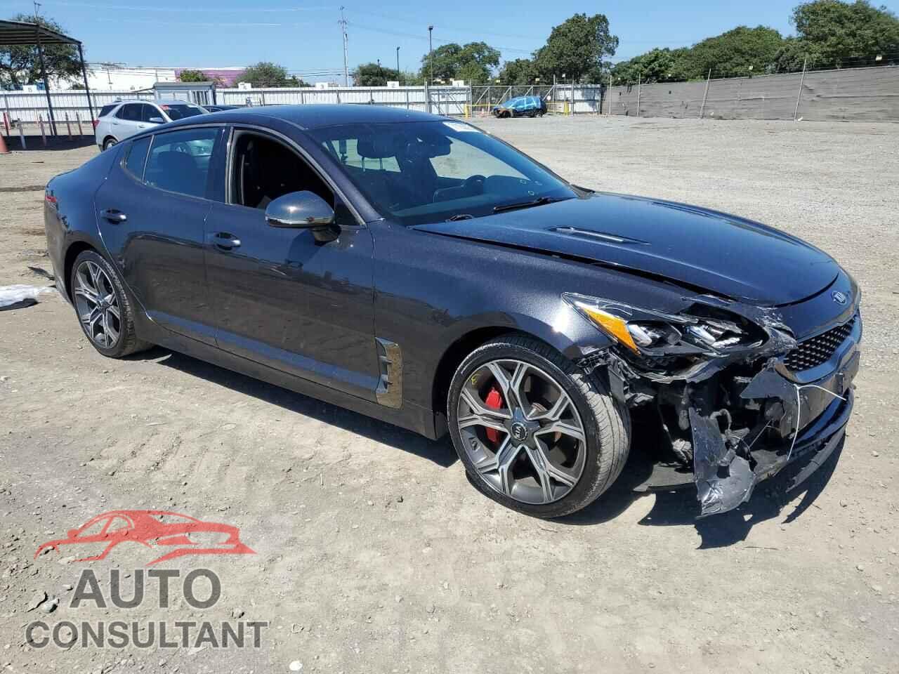 KIA STINGER 2019 - KNAE35LC3K6054048