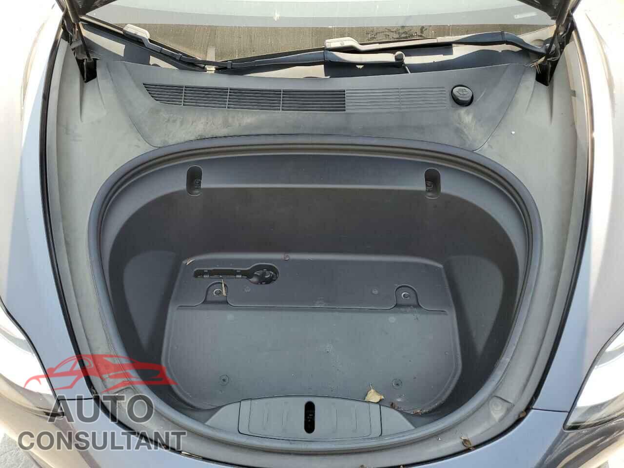 TESLA MODEL 3 2020 - 5YJ3E1EA5LF644301