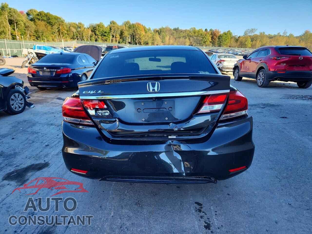 HONDA CIVIC 2013 - 2HGFB2F51DH590148