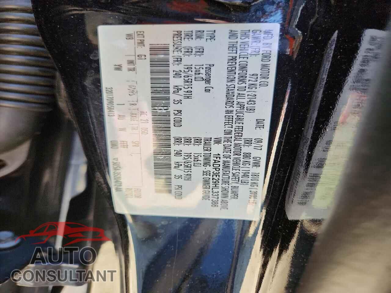 FORD FOCUS 2017 - 1FADP3E29HL337386