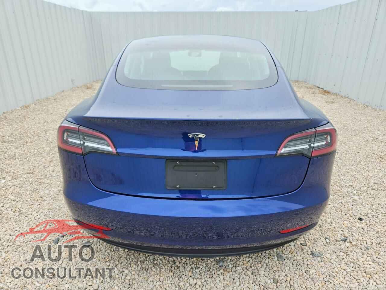 TESLA MODEL 3 2022 - 5YJ3E1EA2NF370445