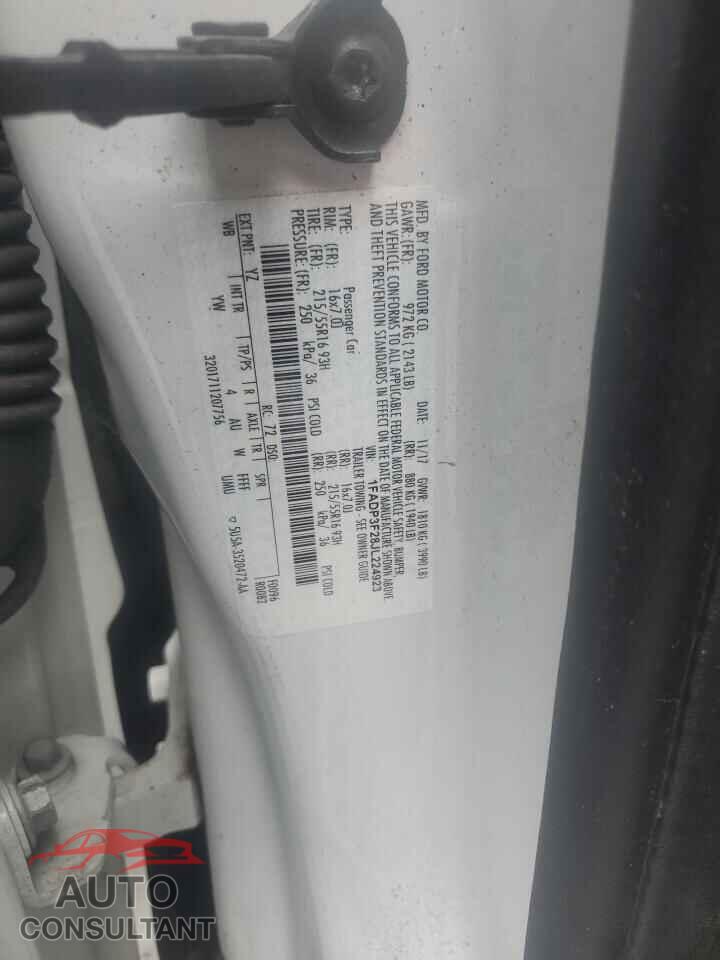 FORD FOCUS 2018 - 1FADP3F28JL224923