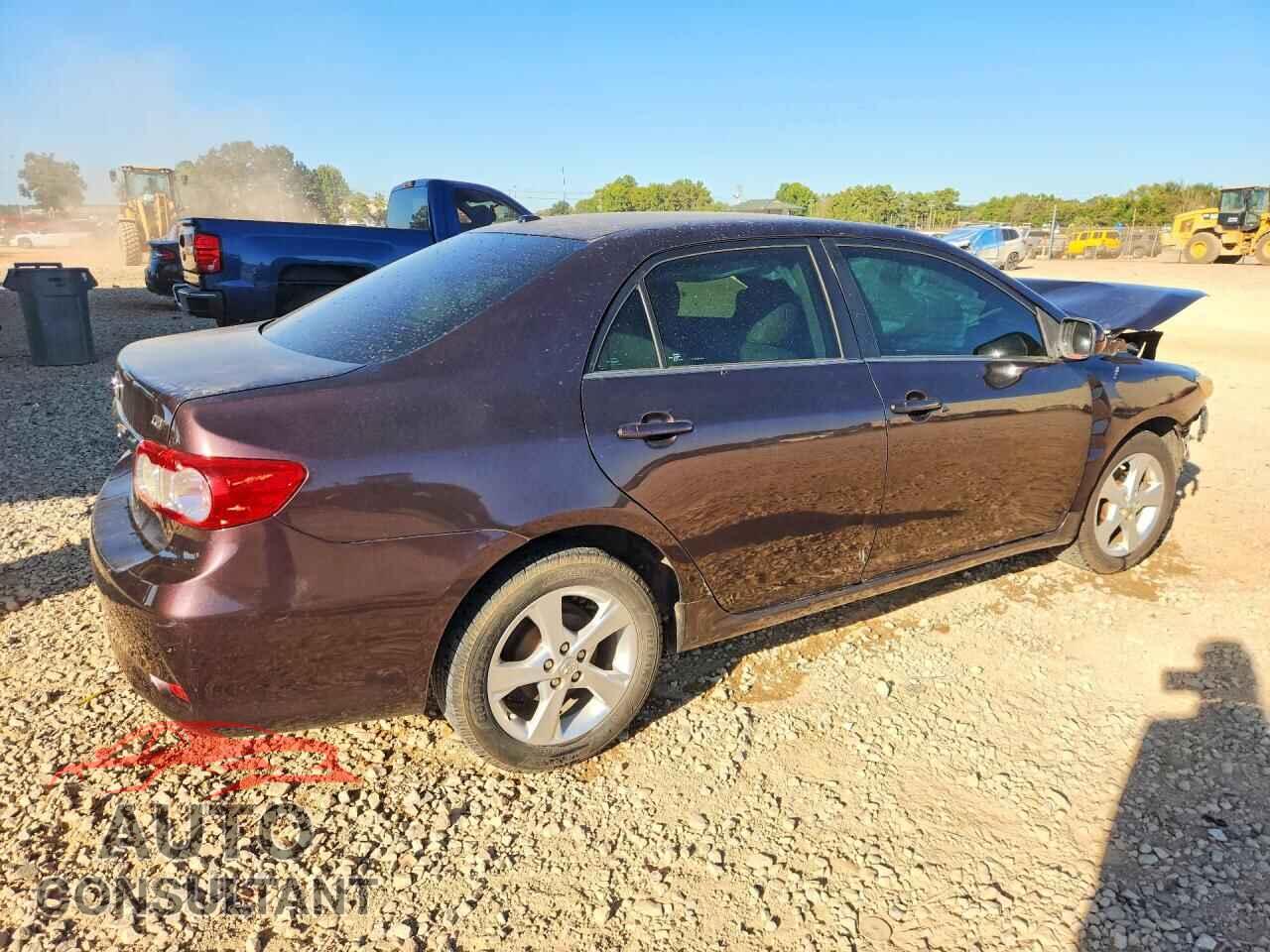 TOYOTA COROLLA 2013 - 2T1BU4EE3DC070046