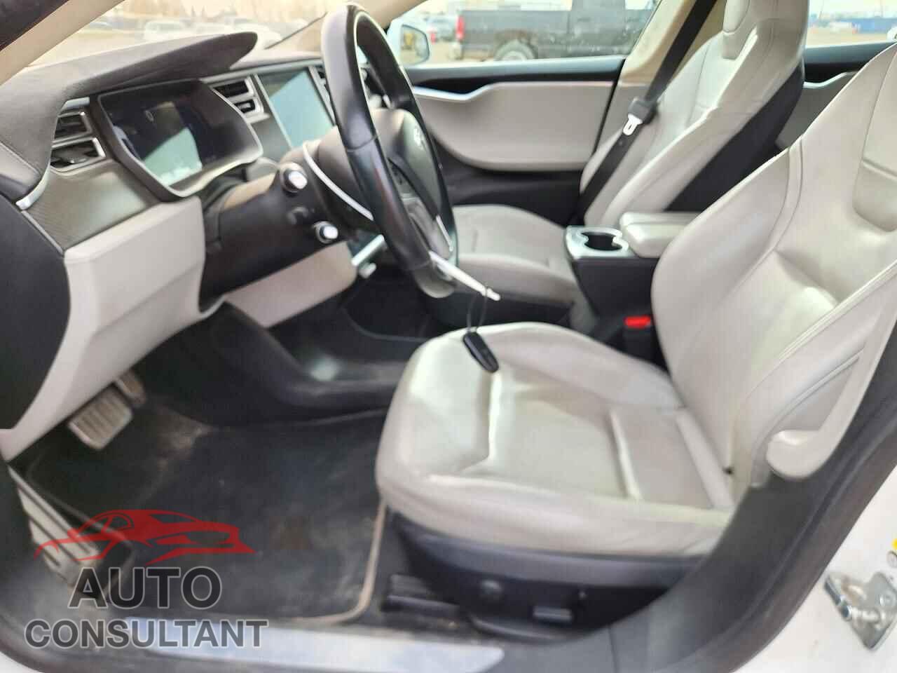 TESLA MODEL S 2015 - 5YJSA1V2XFF097885