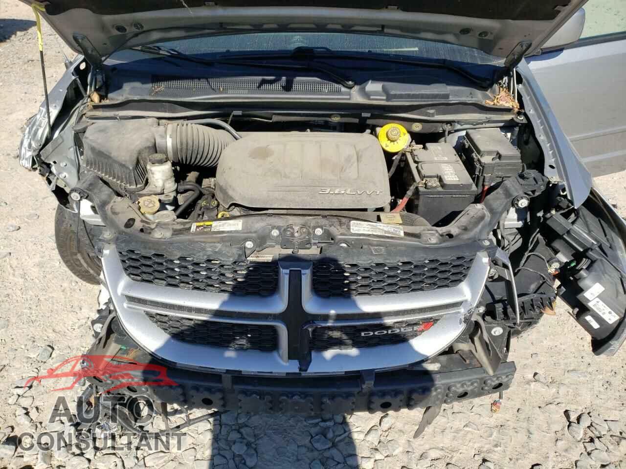 DODGE CARAVAN 2017 - 2C4RDGEG5HR674429