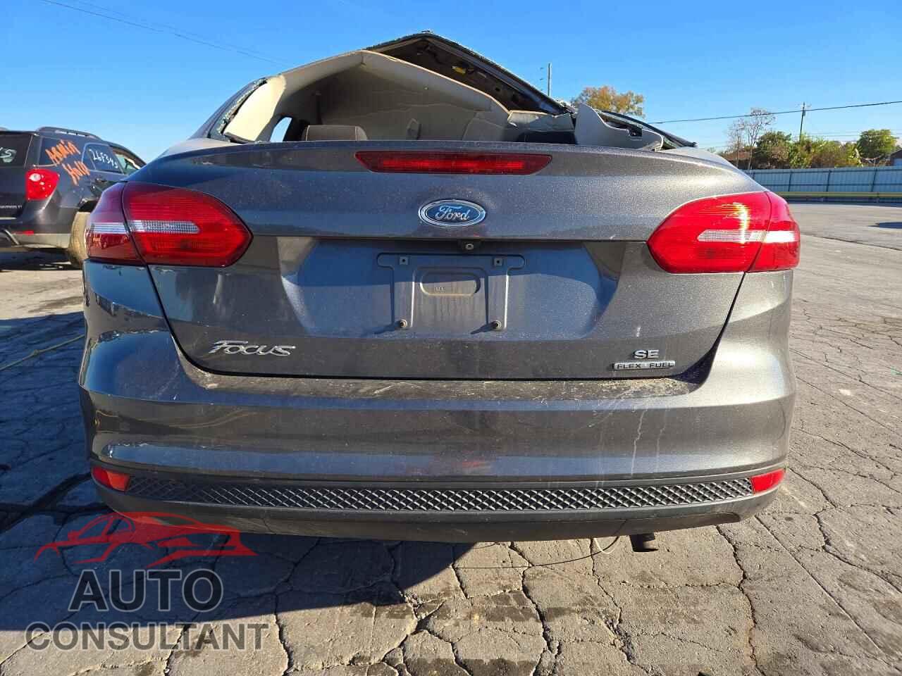 FORD FOCUS 2015 - 1FADP3F24FL209083