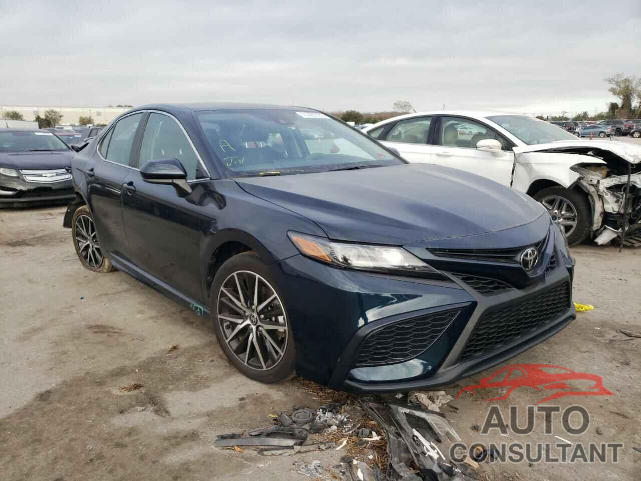 TOYOTA CAMRY 2021 - 4T1G11AK7MU432743