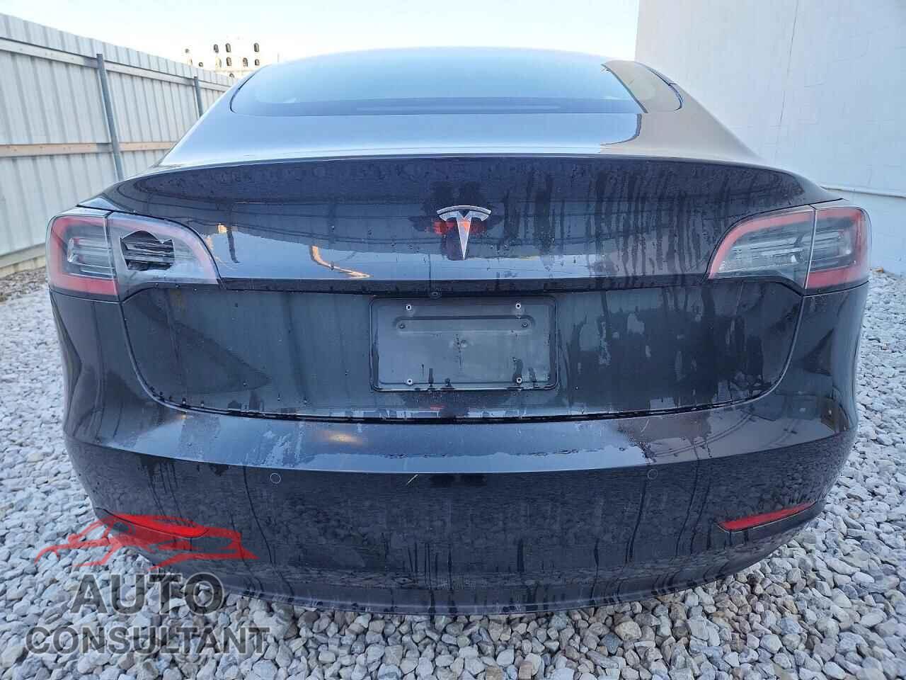 TESLA MODEL 3 2022 - 5YJ3E1EA5NF370603