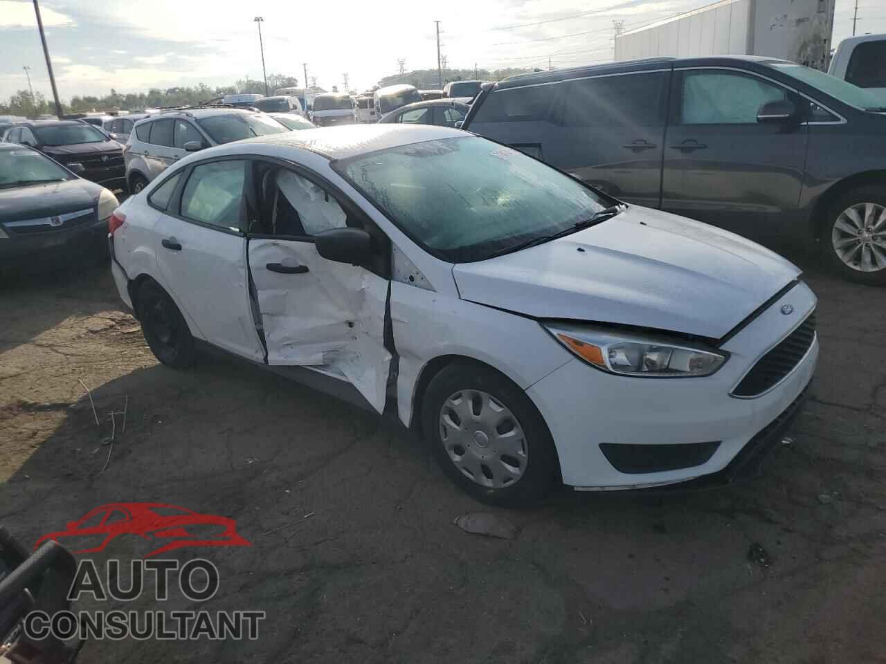FORD FOCUS 2015 - 1FADP3E20FL342764