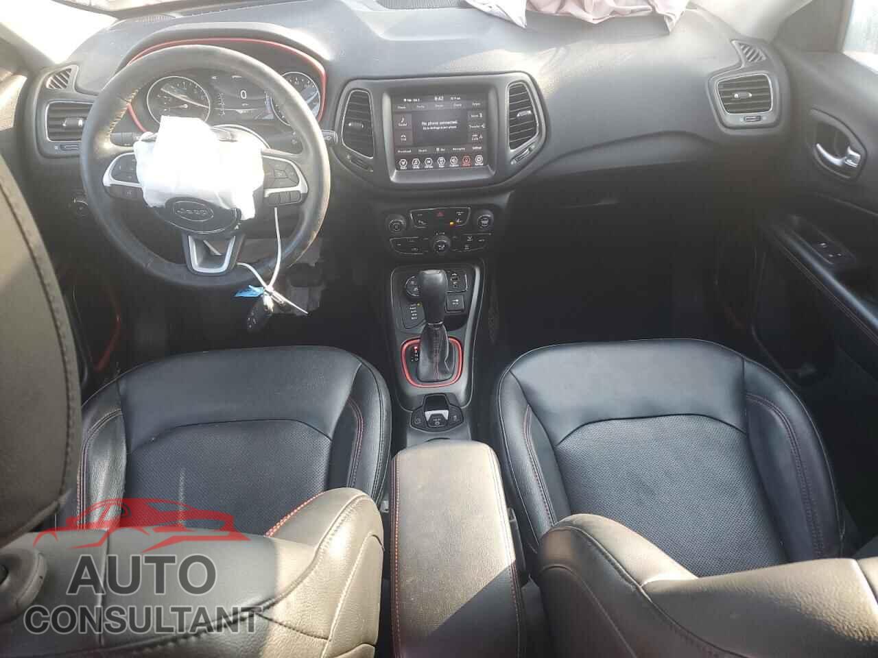 JEEP COMPASS 2018 - 3C4NJDDB6JT419478