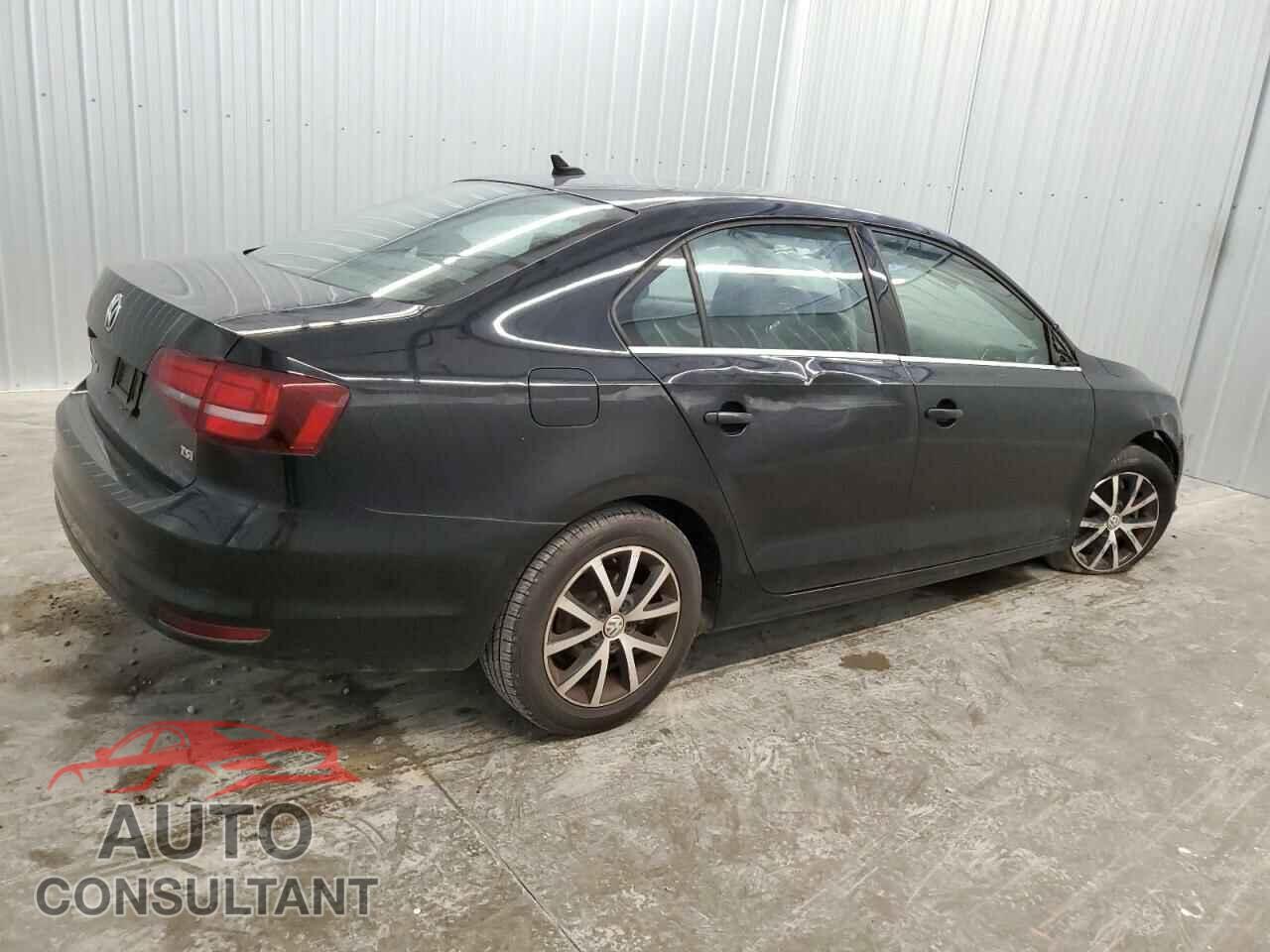 VOLKSWAGEN JETTA 2018 - 3VWDB7AJ9JM242566