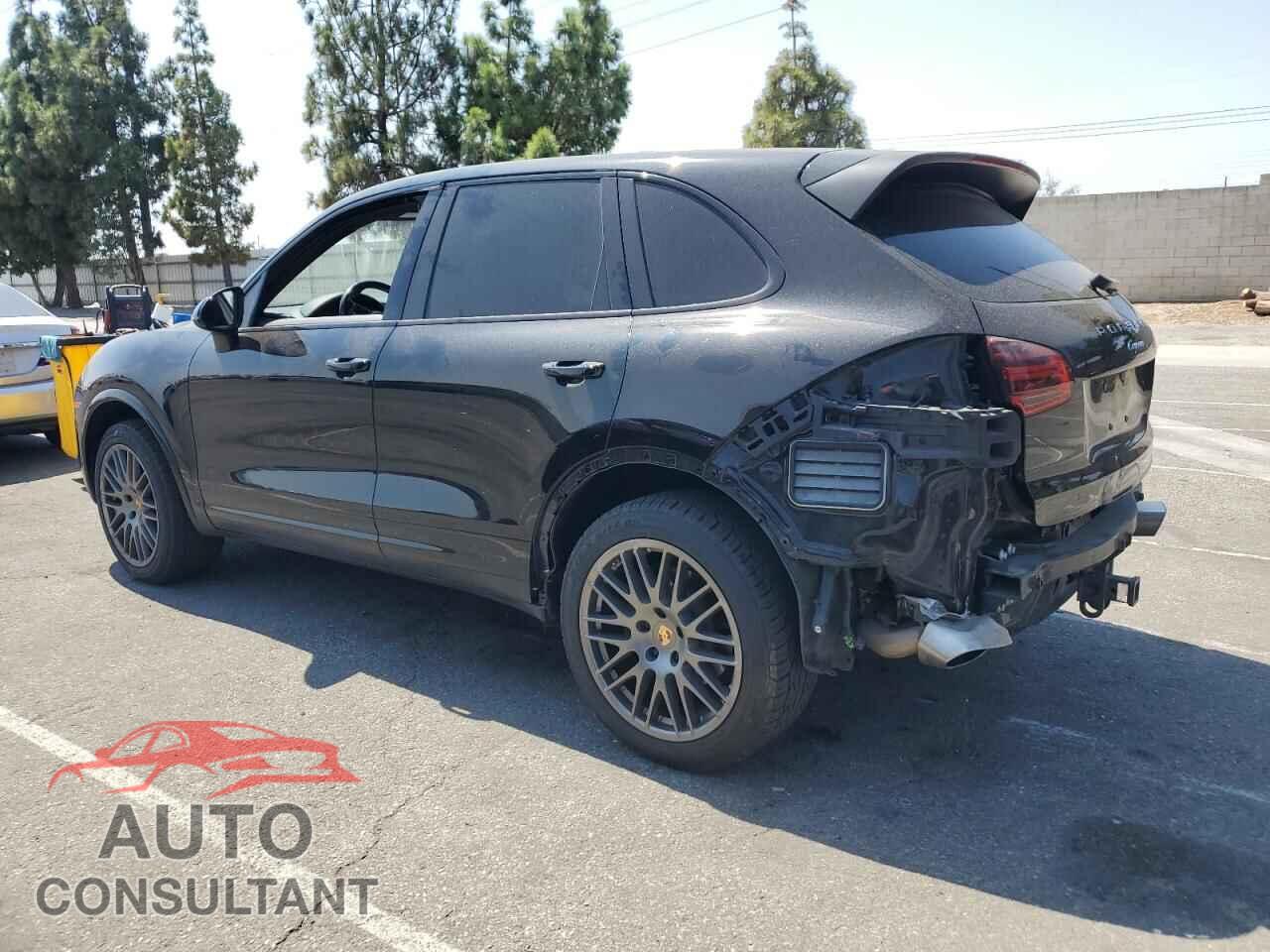 PORSCHE CAYENNE 2017 - WP1AA2A29HKA80250