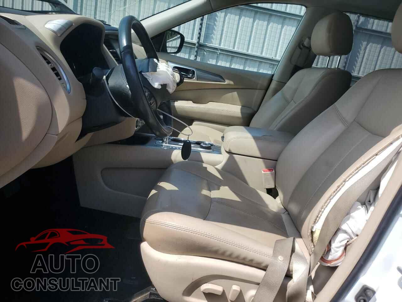 NISSAN PATHFINDER 2017 - 5N1DR2MM2HC603893