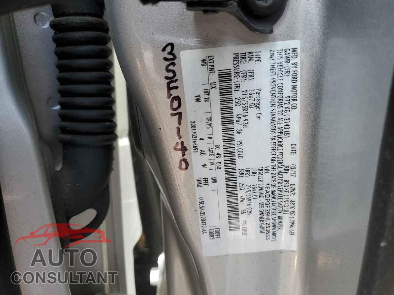 FORD FOCUS 2017 - 1FADP3F29HL253633