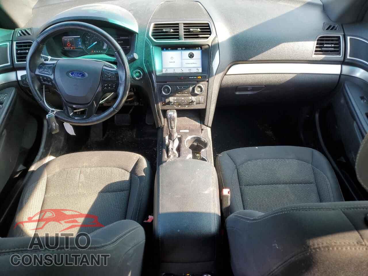 FORD EXPLORER 2017 - 1FM5K8D82HGB75539