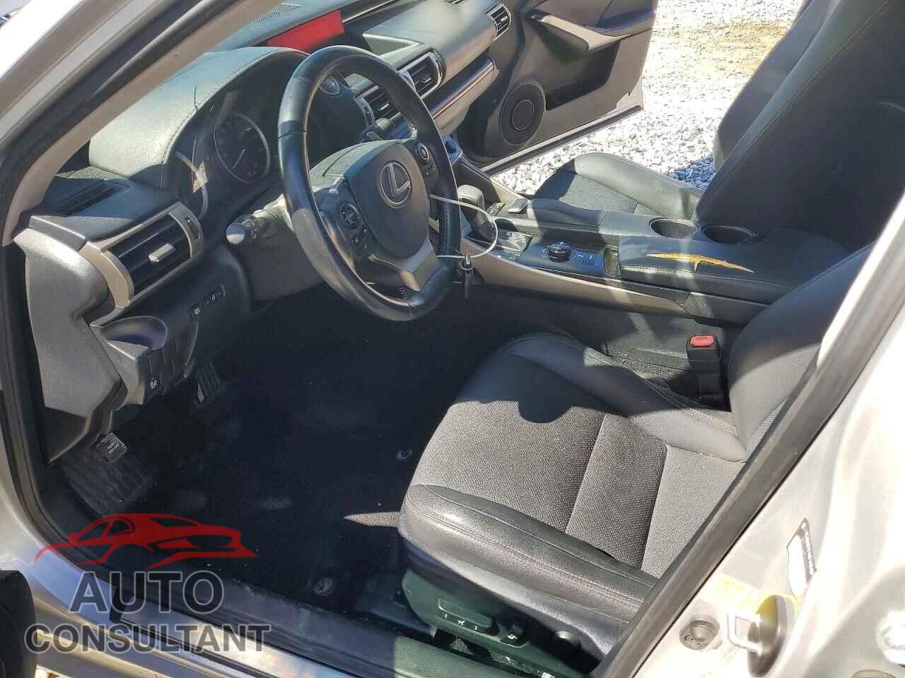 LEXUS IS 2014 - JTHCF1D23E5002024