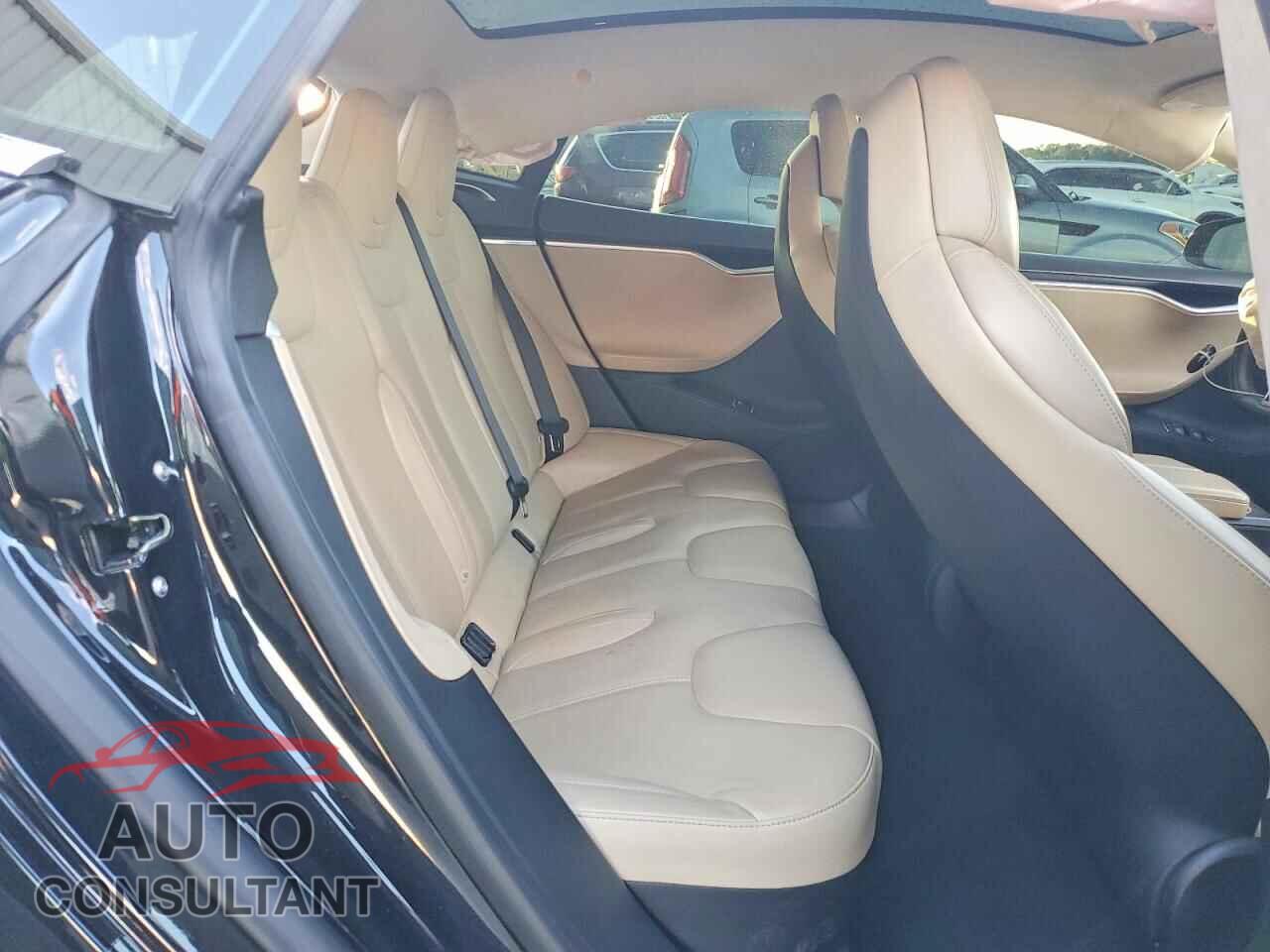 TESLA MODEL S 2017 - 5YJSA1E27HF190771