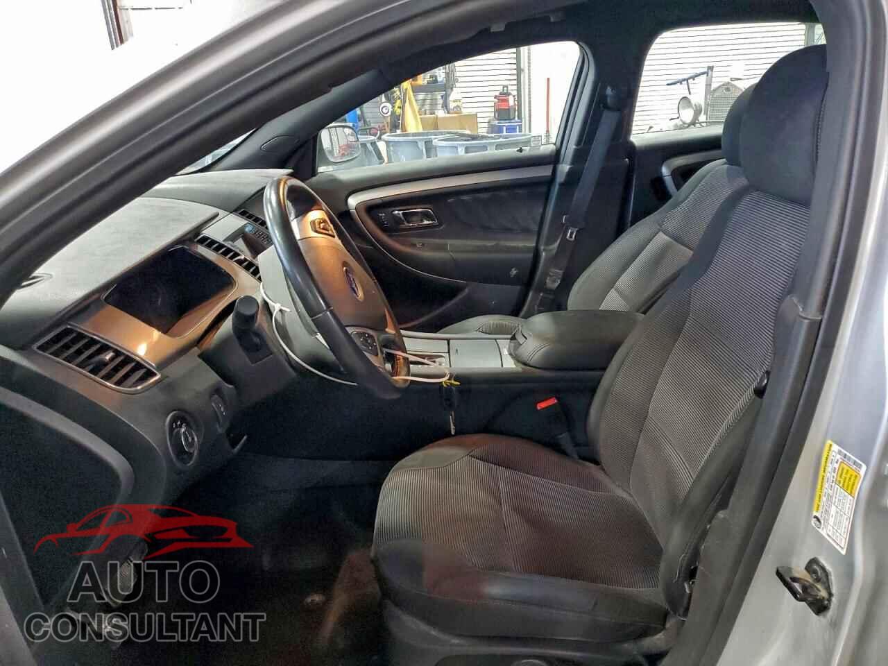 FORD TAURUS 2015 - 1FAHP2E85FG130256