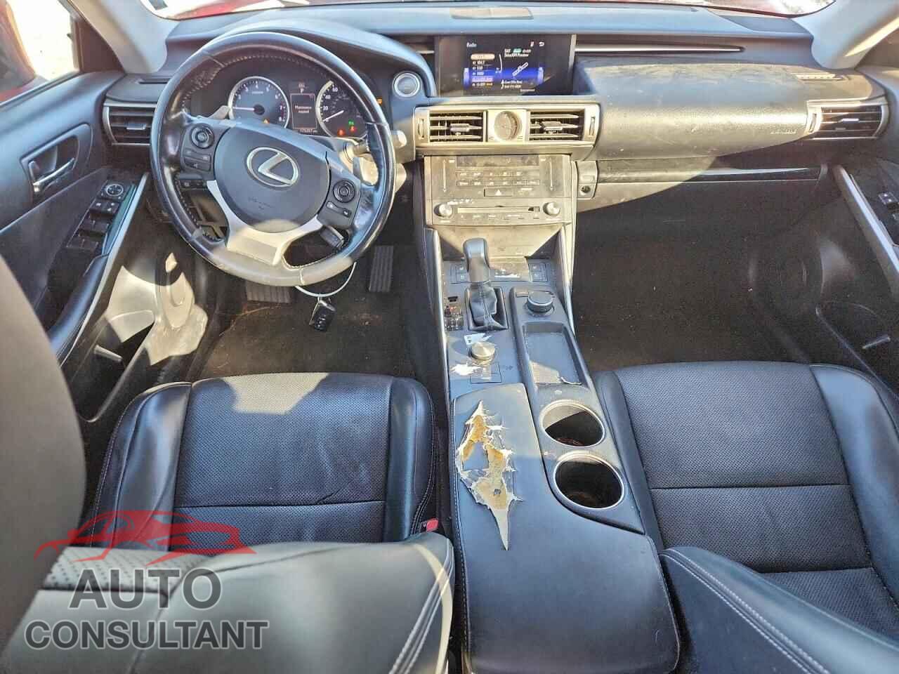 LEXUS IS 2015 - JTHBF1D26F5082836