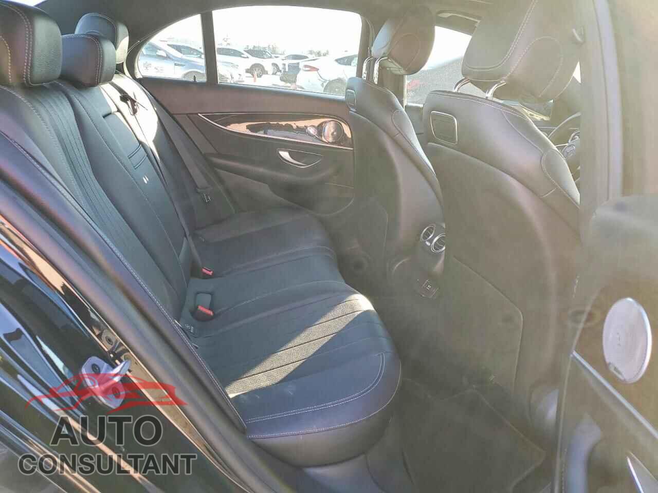 MERCEDES-BENZ E-CLASS 2019 - WDDZF4JB9KA516986