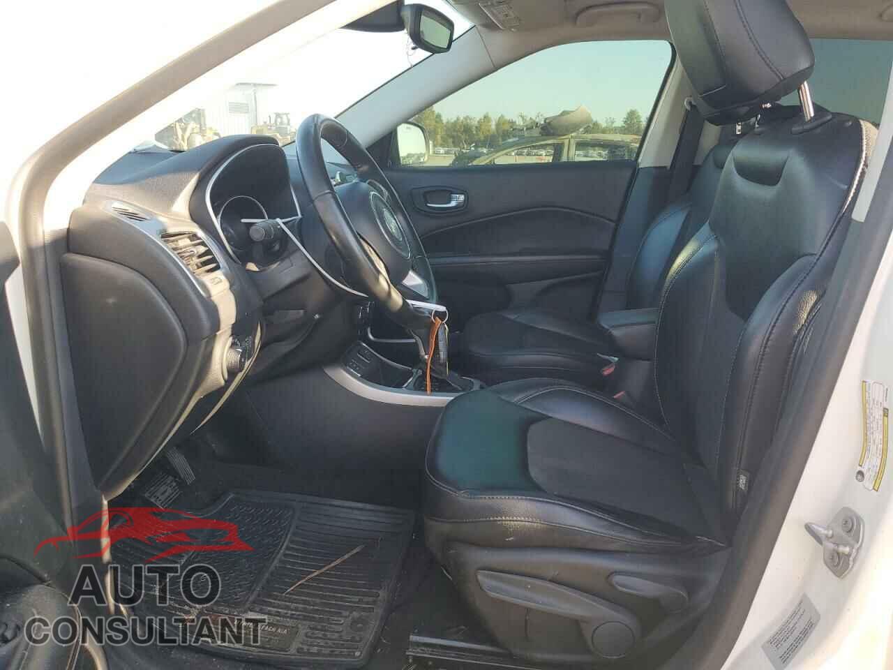 JEEP COMPASS 2017 - 3C4NJCBB5HT668586