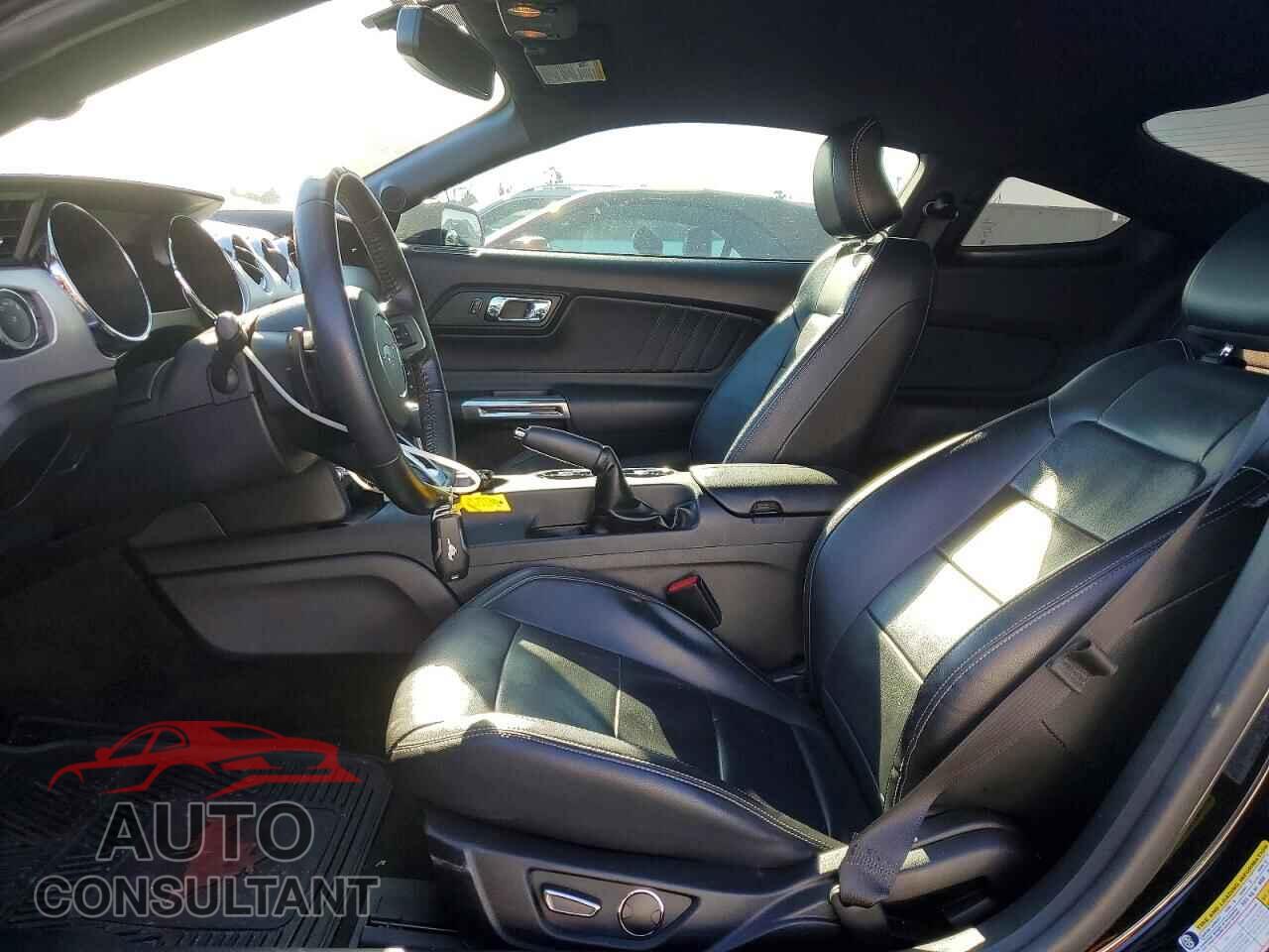 FORD MUSTANG 2017 - 1FA6P8CF8H5333829