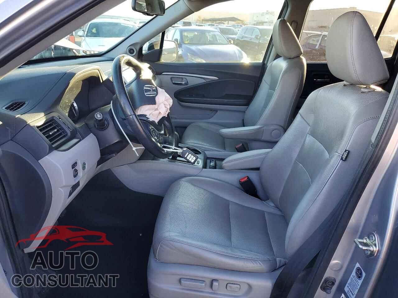 HONDA RIDGELINE 2017 - 5FPYK3F61HB002029