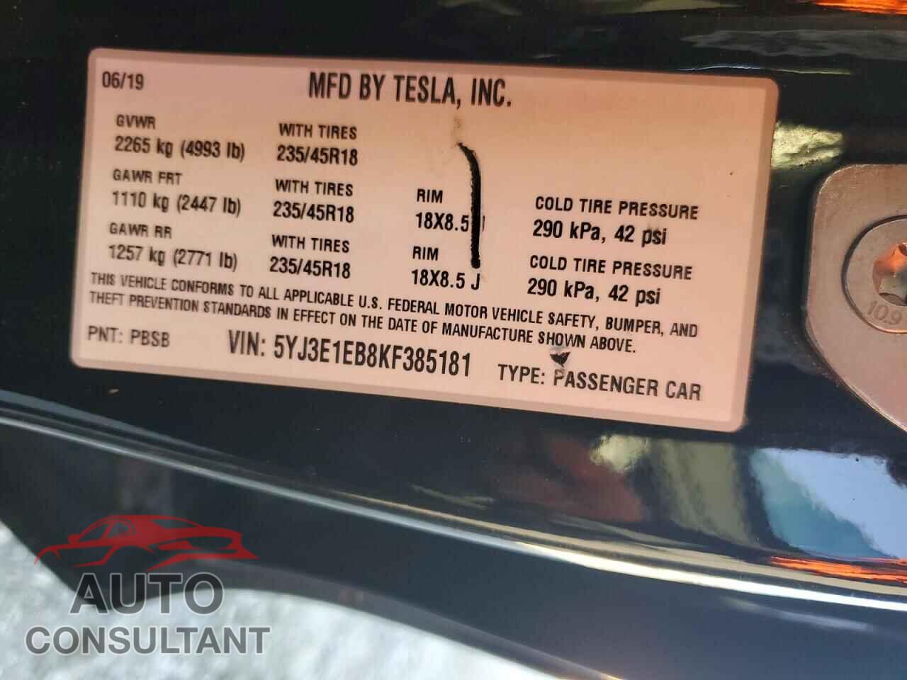 TESLA MODEL 3 2019 - 5YJ3E1EB8KF385181