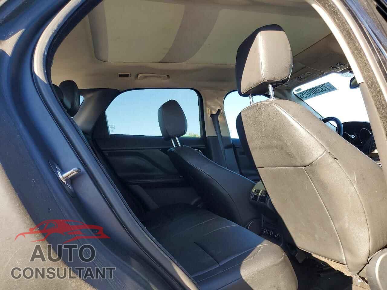 JAGUAR F-PACE 2018 - SADCS2FX1JA280244