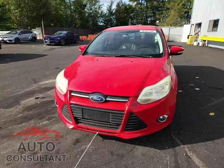 FORD FOCUS 2014 - 1FADP3K2XEL145927