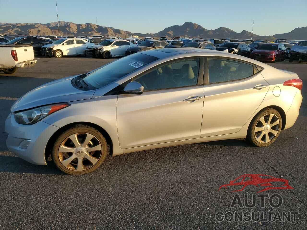 HYUNDAI ELANTRA 2012 - 5NPDH4AE2CH097009
