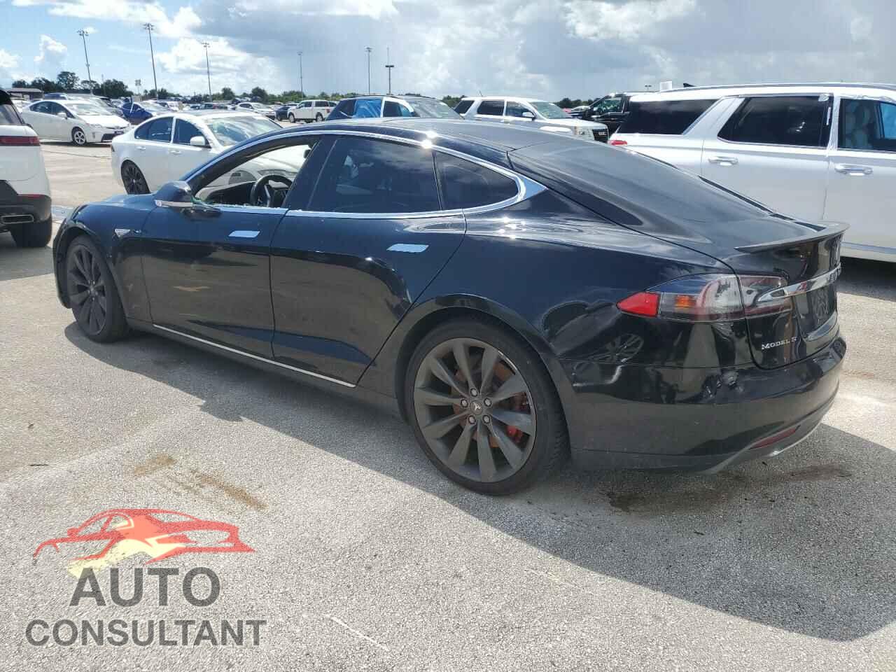 TESLA MODEL S 2014 - 5YJSA1H25EFP66090