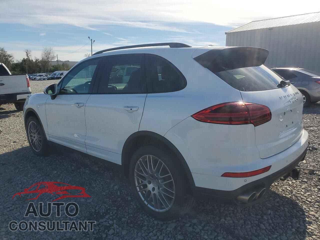 PORSCHE CAYENNE 2018 - WP1AB2A26JLA60891