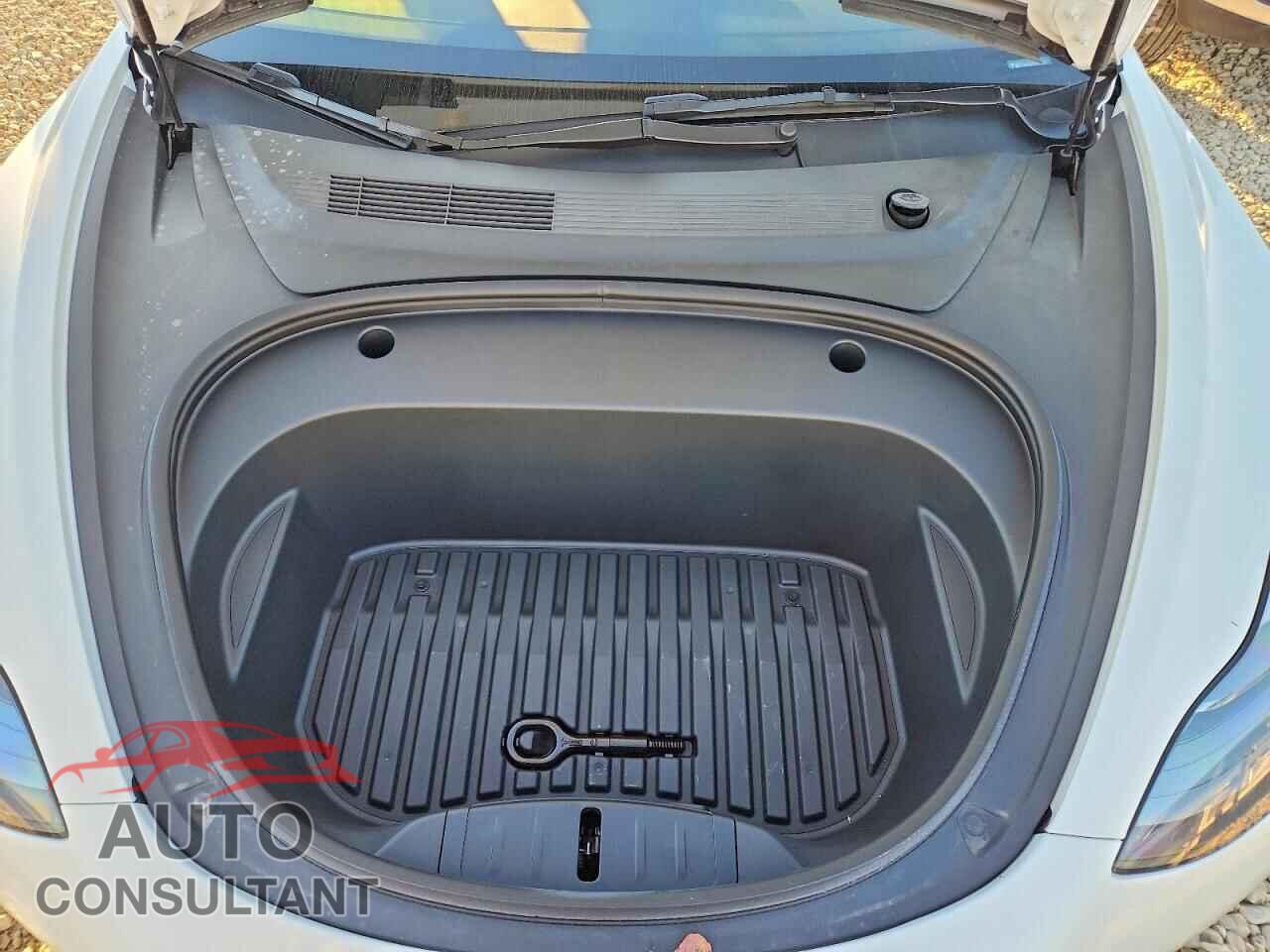 TESLA MODEL 3 2023 - 5YJ3E1EA1PF408587