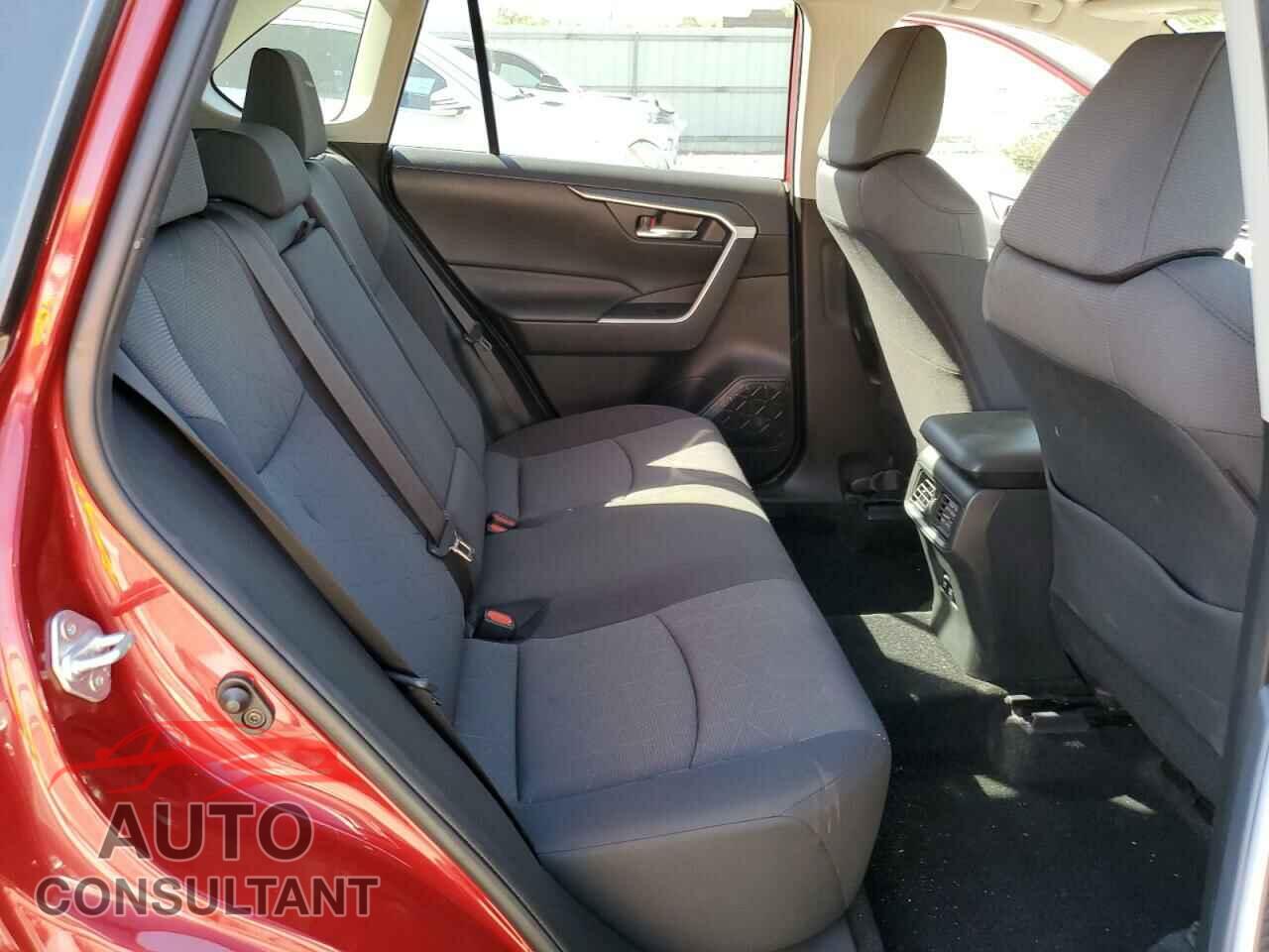 TOYOTA RAV4 2019 - JTMP1RFV5KD039987