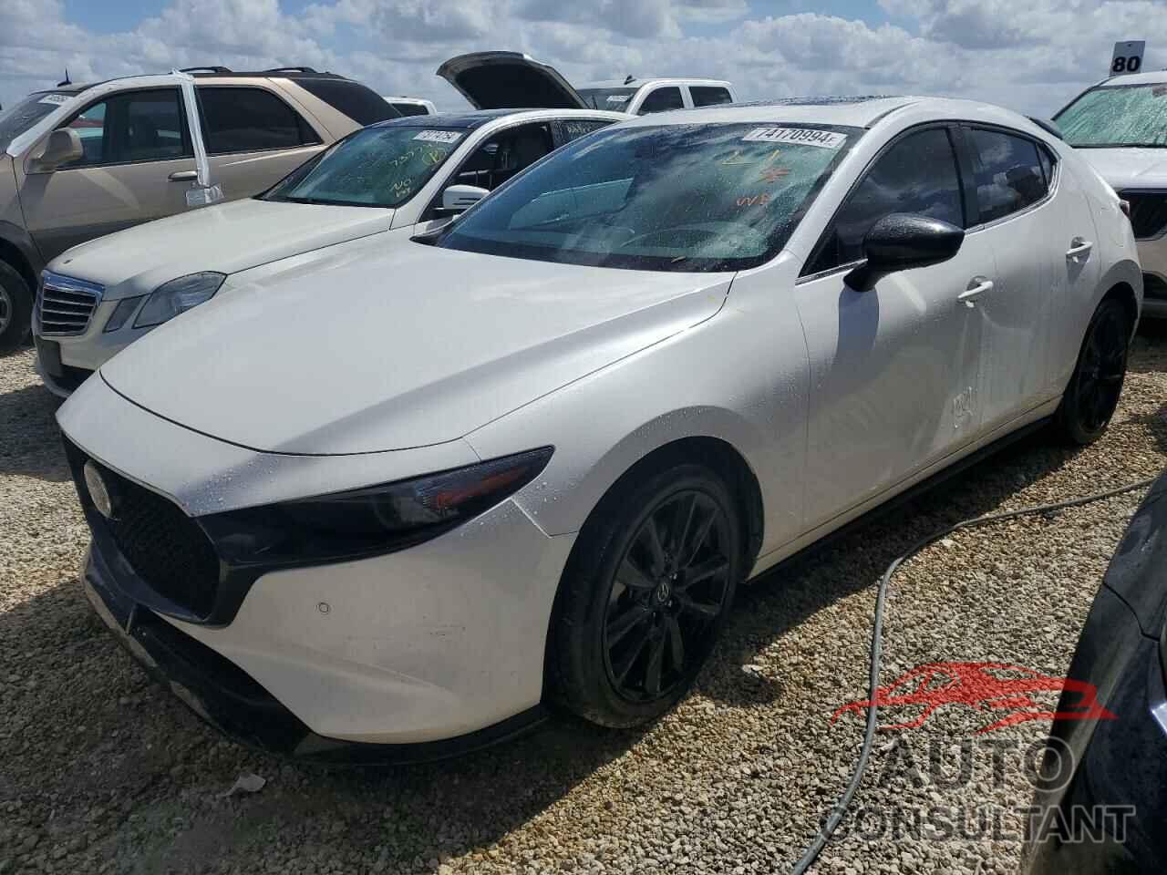 MAZDA 3 2023 - JM1BPBNY9P1608327
