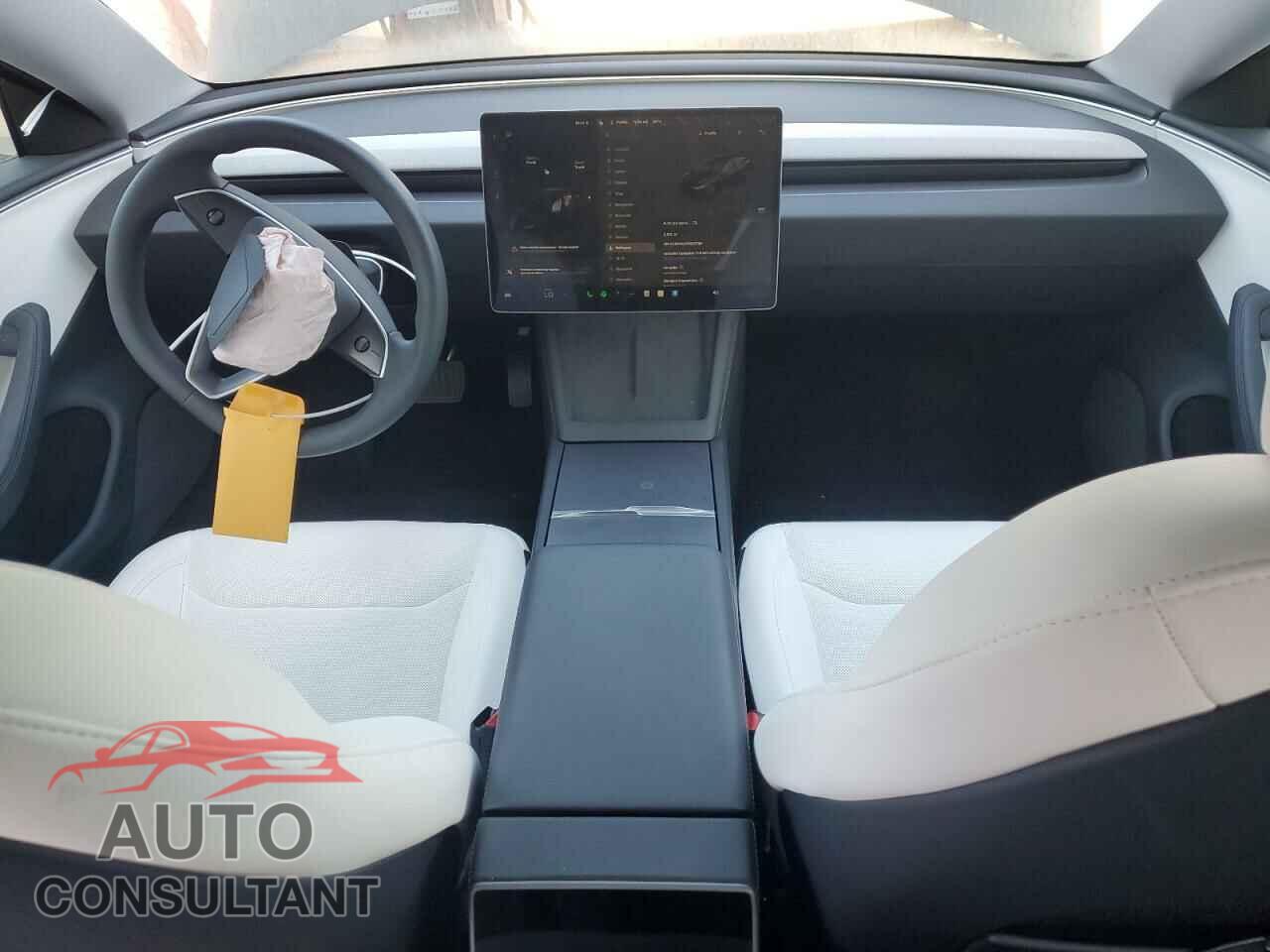 TESLA MODEL 3 2024 - 5YJ3E1EA7RF815798