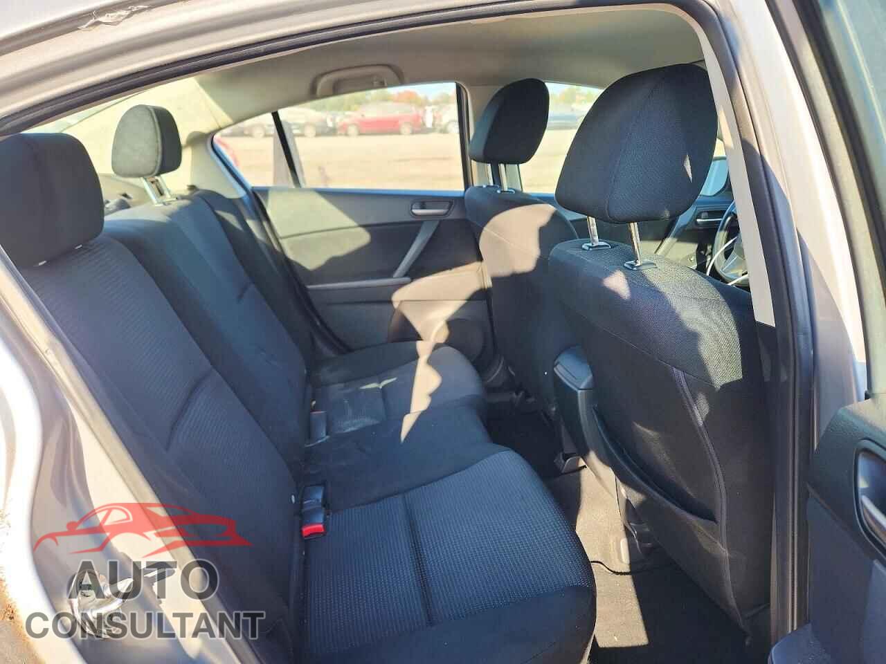 MAZDA 3 2013 - JM1BL1U76D1737703