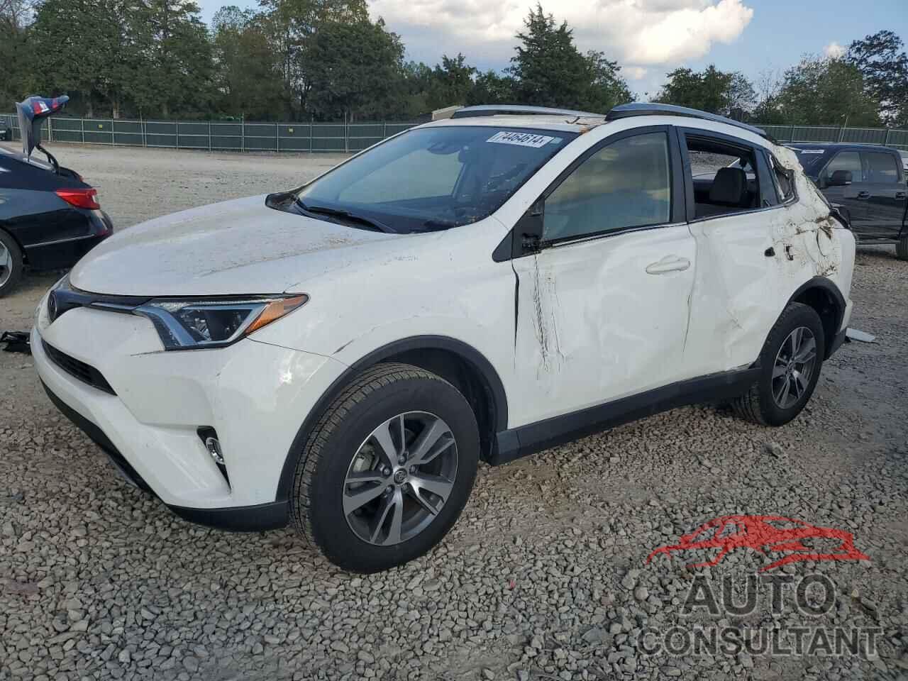 TOYOTA RAV4 2018 - JTMRFREV9JJ246328