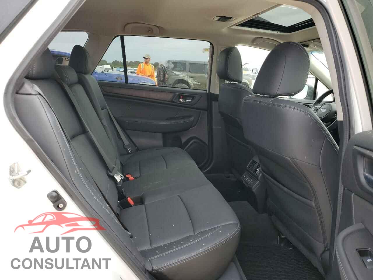 SUBARU OUTBACK 2019 - 4S4BSANC0K3338314