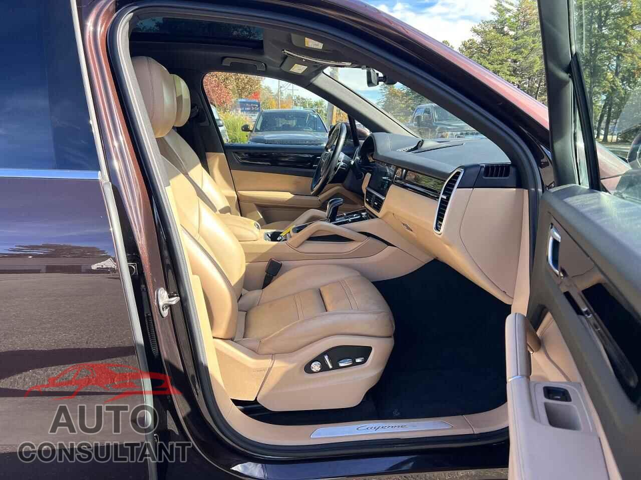 PORSCHE CAYENNE 2019 - WP1AA2AY6KDA03447