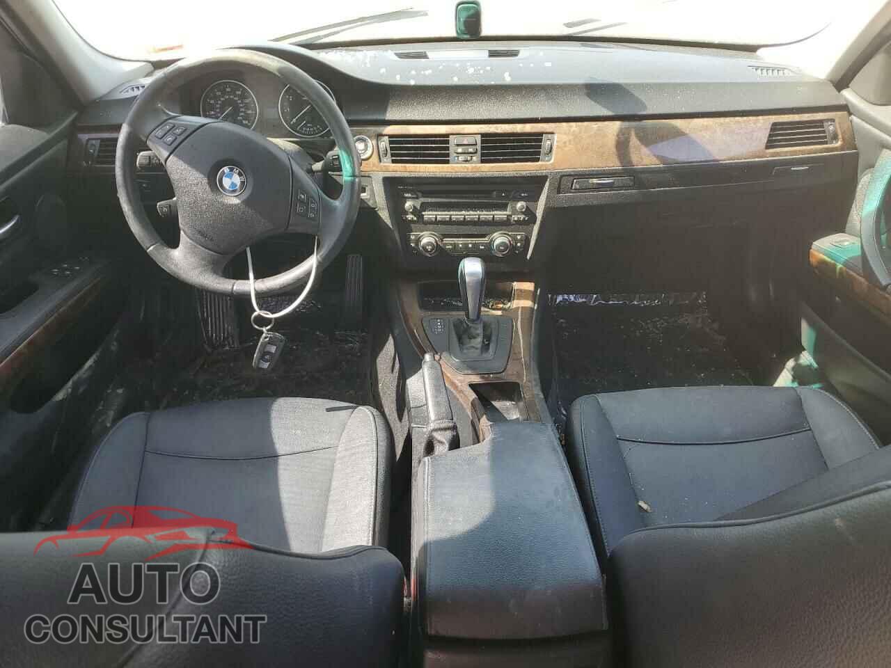 BMW 3 SERIES 2011 - WBAPH7C50BE130970