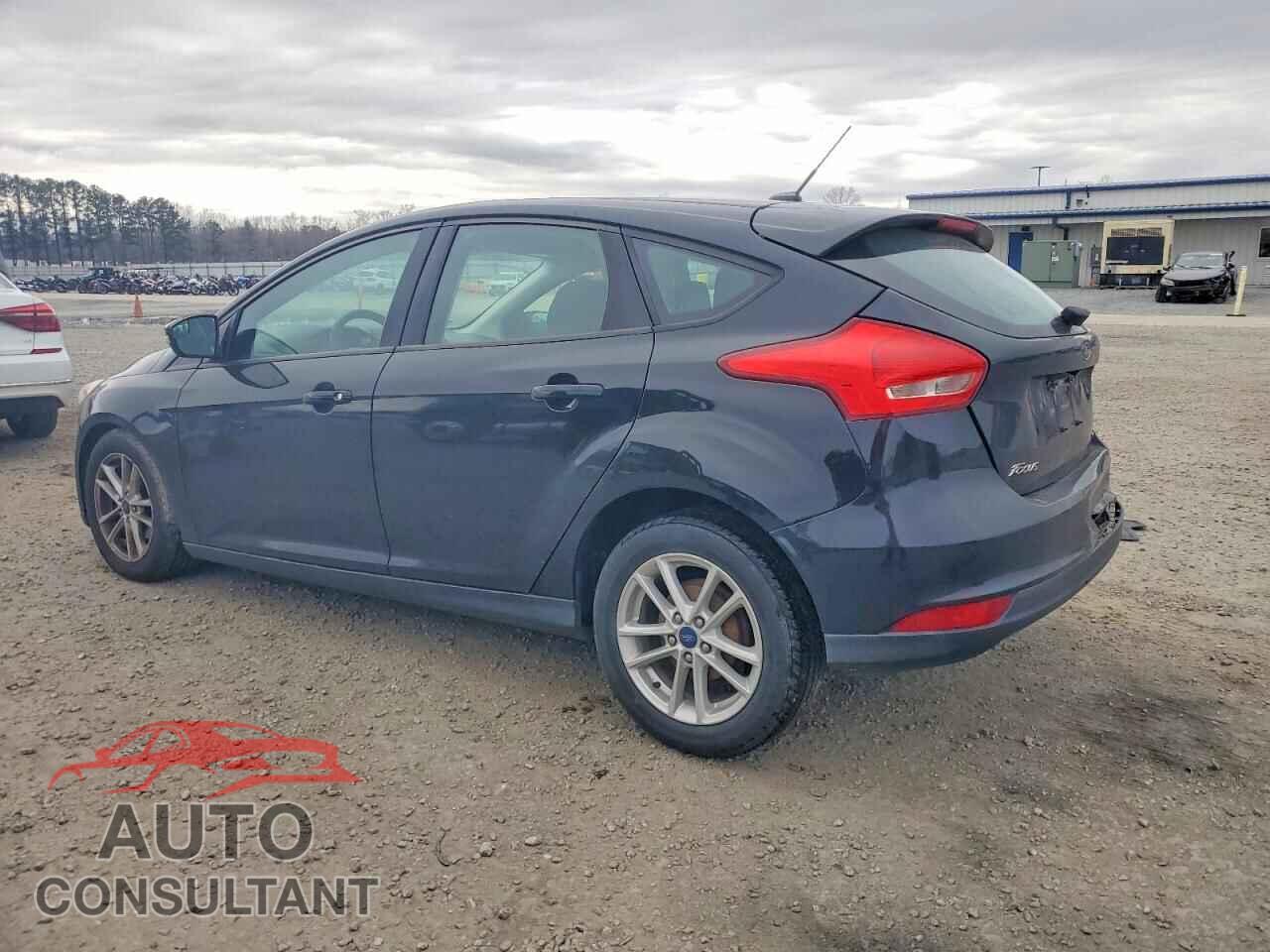 FORD FOCUS 2017 - 1FADP3K26HL330240