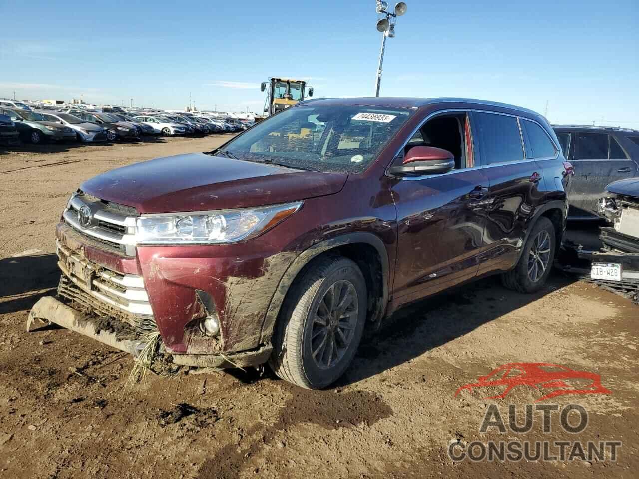 TOYOTA HIGHLANDER 2018 - 5TDJZRFH5JS903321